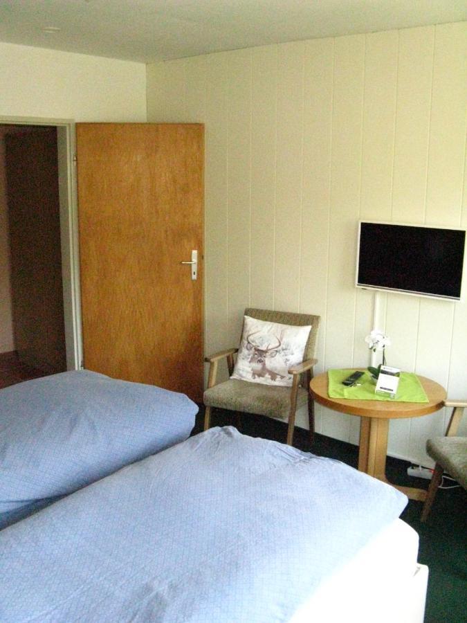 אלטנאו Bio-Hotel Zum Forsthaus מראה חיצוני תמונה