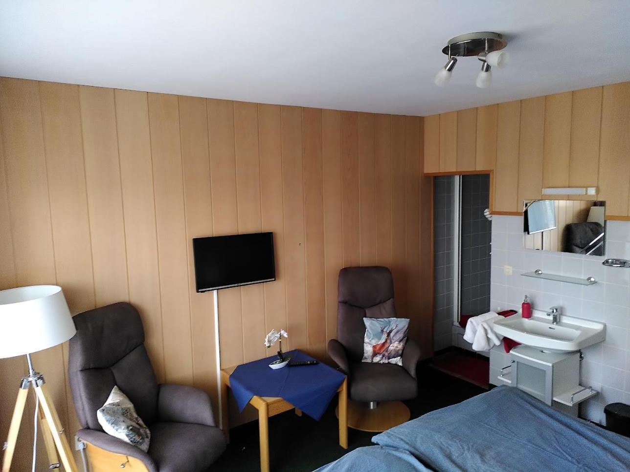 אלטנאו Bio-Hotel Zum Forsthaus מראה חיצוני תמונה
